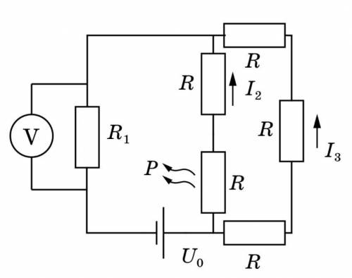 Сопротивление идеального вольтметра. R 10 ом u 120 в амперметр и вольтметр идеальные. Электрическая цепь состоит из идеальной батарейки с u0 15. Цепь состоящая из амперметра и 3 резисторов. Идеальная батарея в физике.